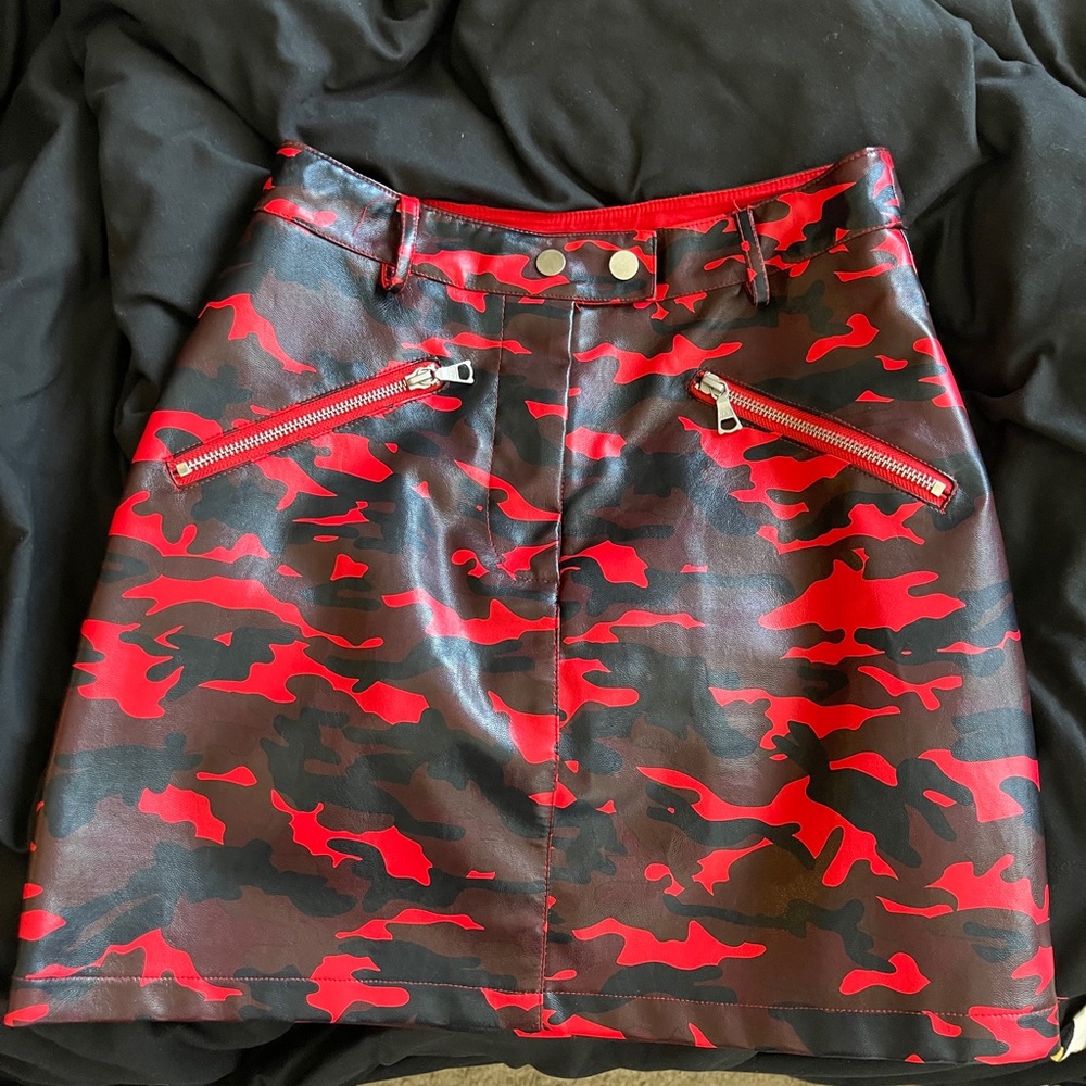 I. Am.Gia Faux Leather Leopard Skirt - Picture 1 of 6